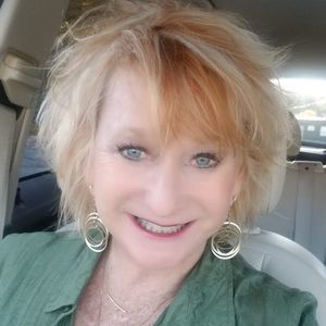 Meet your Posher, Keta